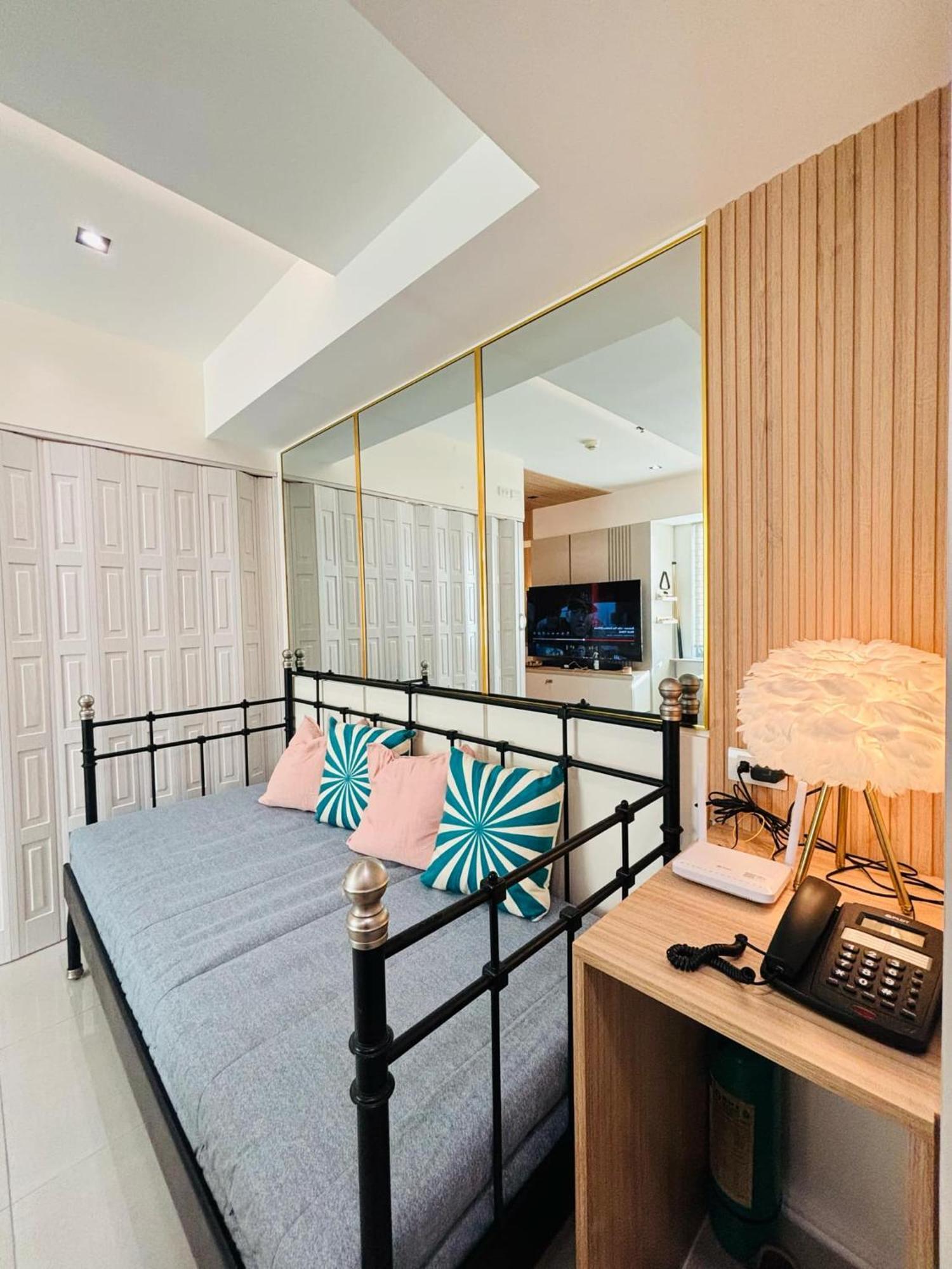 Holiday Escape Philippines Манила Екстериор снимка