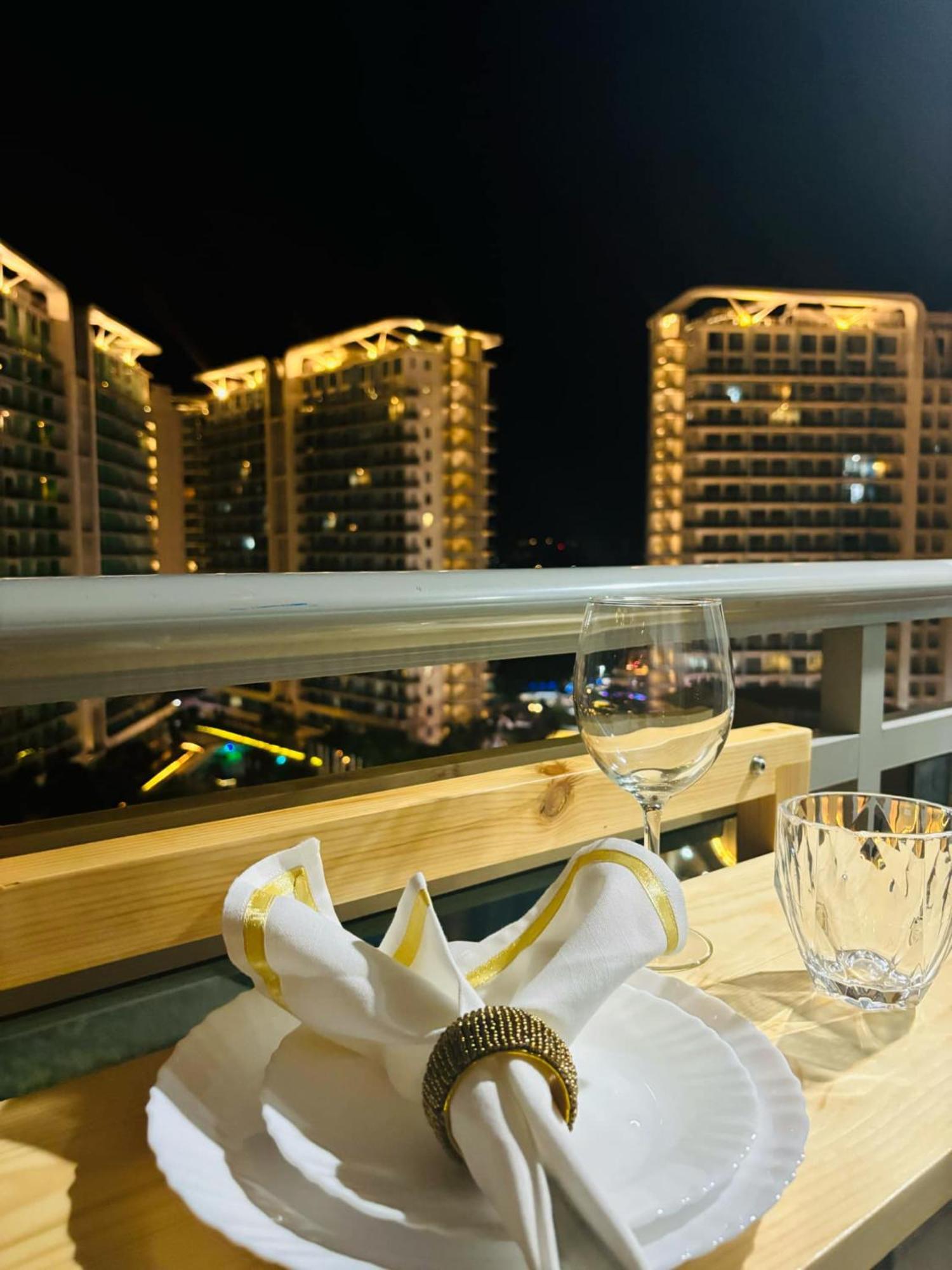 Holiday Escape Philippines Манила Екстериор снимка